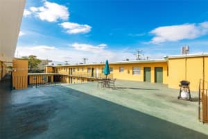 1975 NE 135th St APT 3B, North Miami, FL 33181, - MLS#A11912128