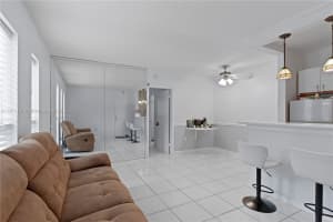 6310 SW 79th St APT 1, South Miami, FL 33143, - MLS#A11912131