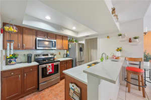 1221 Sw 75th Ave North Lauderdale, FL 33068 - MLS#A11912145