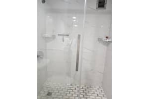 2000 Atlantic Shores Blvd 104 Hallandale Beach, FL 33009 - MLS#A11912212