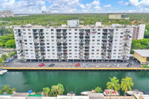 3703 NE 166th St APT 401, North Miami Beach, FL 33160, - MLS#A11912216