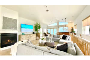 302 Balboa St #0, Hollywood, FL 33019, - MLS#A11912244