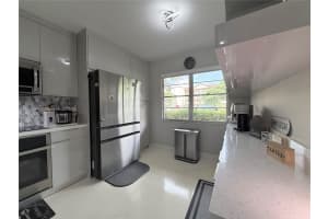 900 Sw 128th Ave 105d Pembroke Pines, FL 33027 - MLS#A11912261