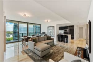 1451 Brickell Ave 2405, Miami