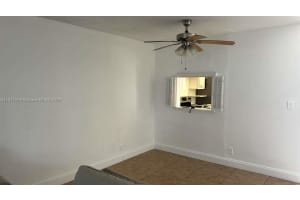 219 Ne 14th Ave 103 Hallandale Beach, FL 33009 - MLS#A11912296