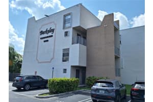 10900 Sw 104th St 121, Miami 10900 Sw 104th St 121, Miami