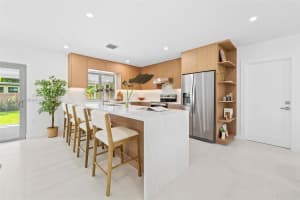 6320 Sw 62nd Ter South Miami, FL 33143 - MLS#A11912335