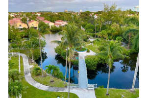 545 SE 12th St APT 403, Dania Beach, FL 33004, - MLS#A11912360