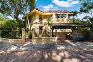 2997 Day Ave, Miami 2997 Day Ave, Miami