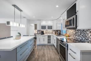 10025 Sw 83rd St Miami, FL 33173 - MLS#A11912459