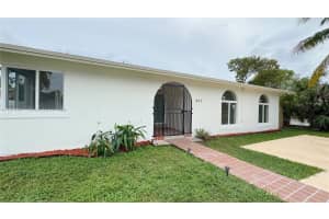 809 Sw 10th St, Hallandale Beach 809 Sw 10th St, Hallandale Beach