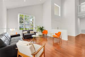 285 Cameron Dr Weston, FL 33326 - MLS#A11912483