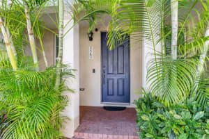 2565 Sw 119th Ter Miramar, FL 33025 - MLS#A11912545