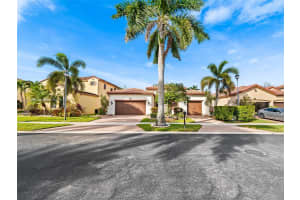 8771 Nw 41st St Cooper City, FL 33024 - MLS#A11912548