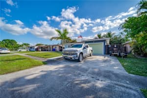 7440 Fillmore St, Hollywood, FL 33024, - MLS#A11912550