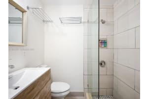 335 Ocean Dr APT 328, Miami Beach, FL 33139, - MLS#A11912557