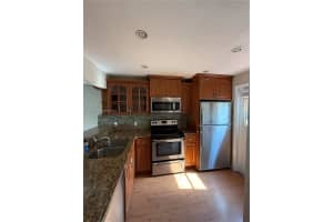 3745 NE 171 St APT 40, North Miami Beach, FL 33160, - MLS#A11912568