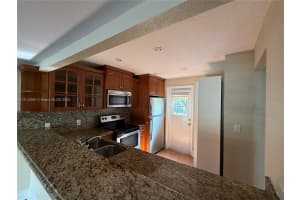 3745 NE 171 St APT 40, North Miami Beach, FL 33160, - MLS#A11912568