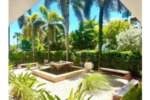 1045 10th St 206 Miami Beach, FL 33139 - MLS#A11912583