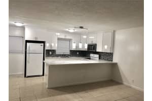 2521 Pierce St 3 Hollywood, FL 33020 - MLS#A11912592