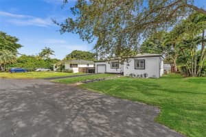 141 Nw 89th St El Portal, FL 33150 - MLS#A11912623