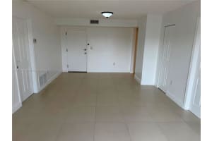 4705 NW 7th St Apt 404-7, Miami, FL 33126, - MLS#A11912629