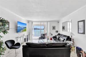 1000 Ne 191st St 21 Miami, FL 33179 - MLS#A11912634