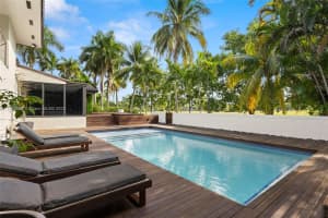 19035 E St Andrews Dr, Hialeah, FL 33015, - MLS#A11912648