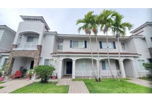 8222 Sw 27th St 103, Miramar