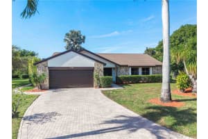 4320 Nw 113th Ter Coral Springs, FL 33065 - MLS#A11912679