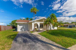 5133 Nw 30th Ct Margate, FL 33063 - Off Market
