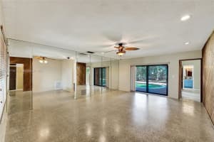 201 NW 77th Way, Pembroke Pines, FL 33024, Sold 12/19/25