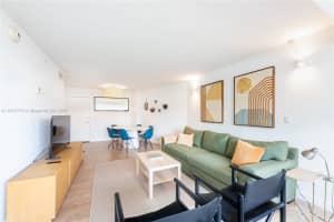 1881 Washington Ave APT 3D, Miami Beach, FL 33139, - MLS#A11912775