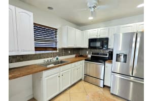 3505 24th St SW, Lehigh Acres, FL 33976, - MLS#A11912789