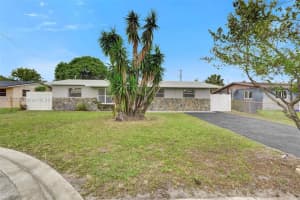 1215 Nw 31st Way, Lauderhill