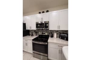 10009 W 32nd Ln Hialeah, FL 33018 - MLS#A11912846