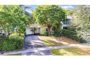 5210 Sw 72nd St Miami, FL 33155 - MLS#A11912890