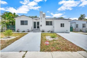 876 Ne 81st St, Miami