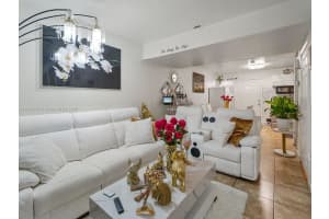 4470 NW 9th St APT 3, Miami, FL 33126, Sold 02/03/26