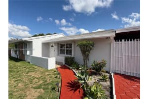 11321 Sw 162nd Ter Miami, FL 33157 - MLS#A11912960