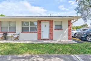 856 Sw 10th St #1 Hallandale Beach, FL 33009 - MLS#A11913047