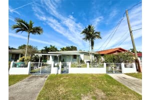 6339 Sw 32nd St, Miami