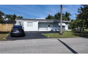 MLS# A11913072, Hollywood, Florida 33021