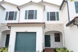 12946 Sw 231st St 0, Miami