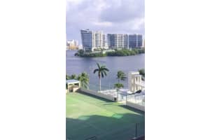 3370 Hidden Bay Dr 804, Aventura
