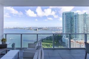 2020 N Bayshore Dr 2903, Miami