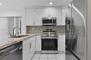 10245 NW 57th St, Doral, FL 33178, - MLS#A11913143