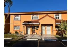 3375 W 76th St APT 238, Hialeah, FL 33018, - MLS#A11913145