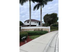 9801 Nw 9th St 9801, Miami