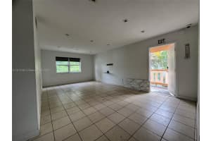 608 Sw 16th Ave 1 Fort Lauderdale, FL 33312 - MLS#A11913195